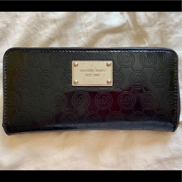 MK Wallet - Picture 1 of 3